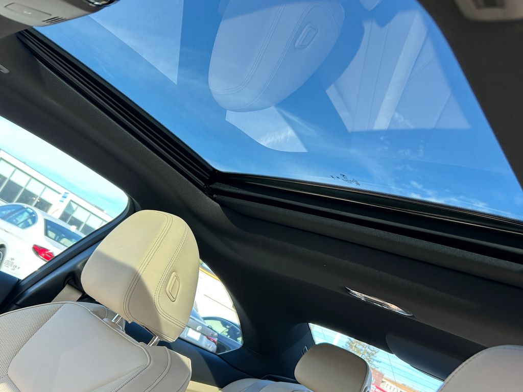2024 BMW 2 Series 230i 16