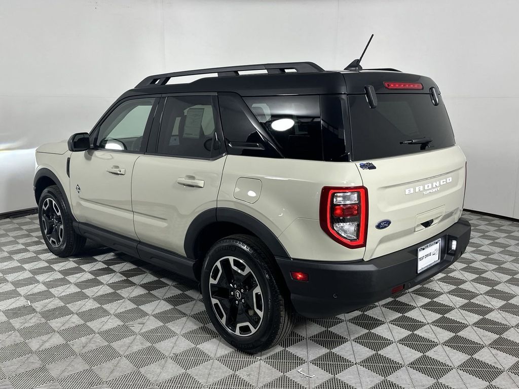 2024 Ford Bronco Sport Outer Banks 5