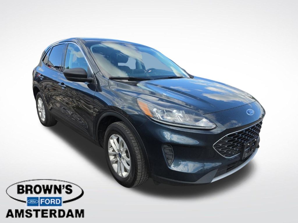 2022 Ford Escape SE - 0