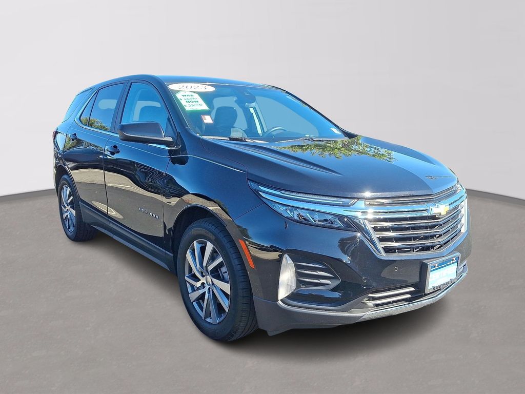 Thumbnail: 2023 Chevrolet Equinox - 3