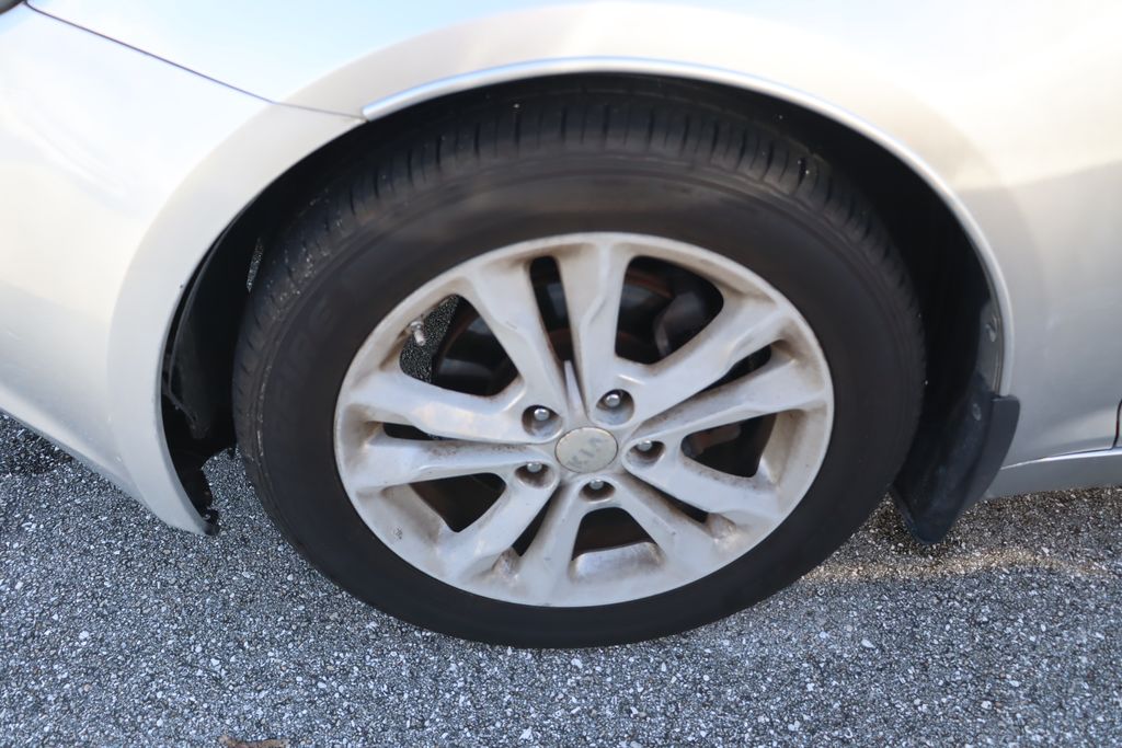 Thumbnail: 2013 Kia Optima - 4