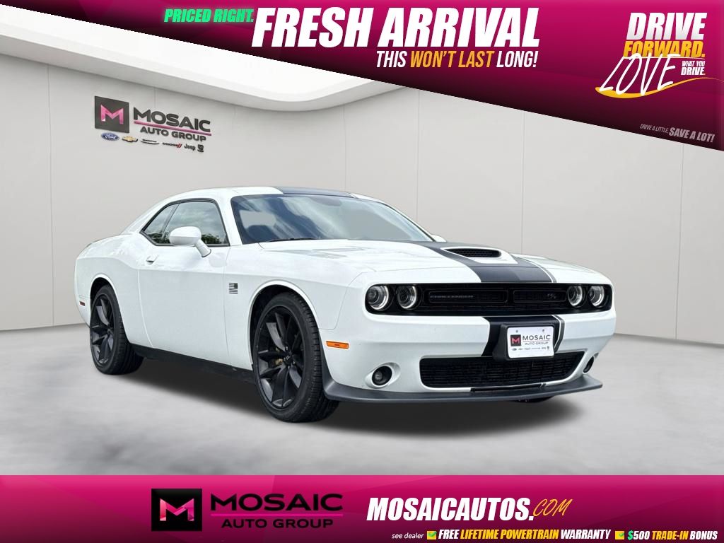 White Knuckle Clearcoat 2019 Dodge Challenger Coupe Rear-Wheel Drive 8-Speed Automatic