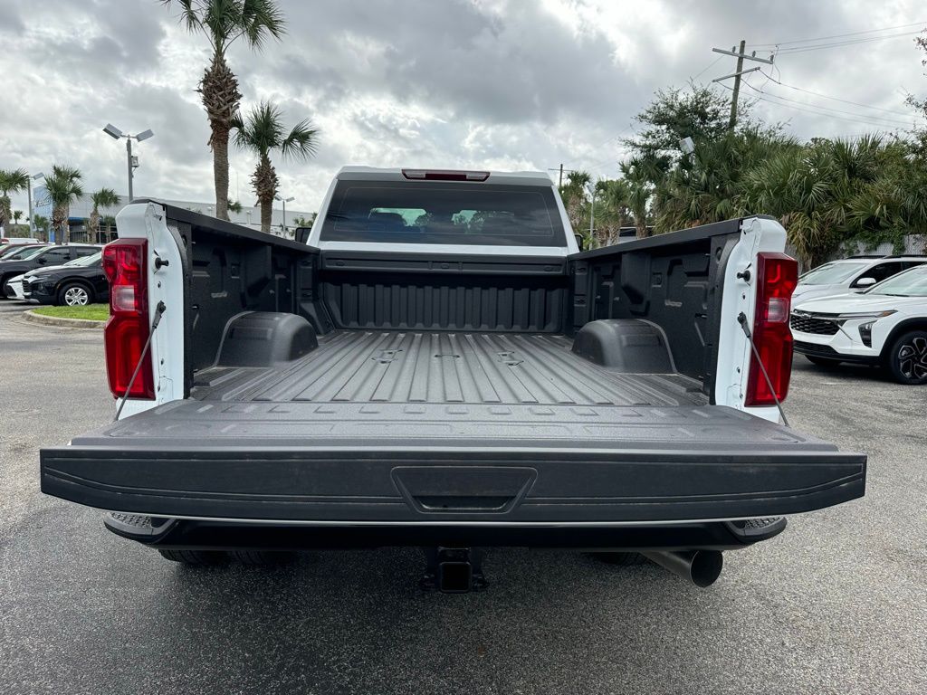 2025 Chevrolet Silverado 3500HD Work Truck 12