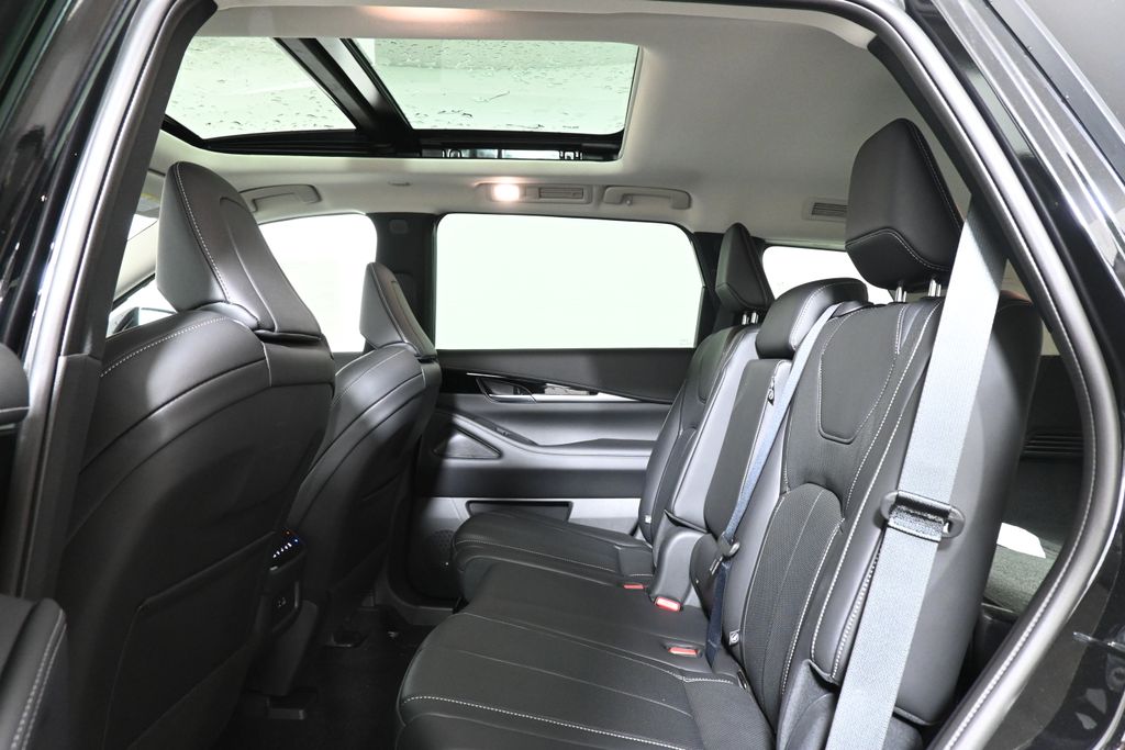 2025 INFINITI QX60 Pure 26