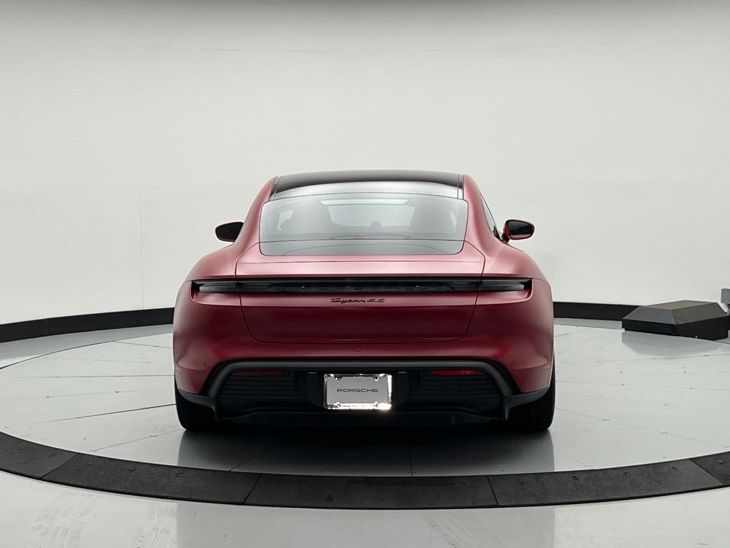 Thumbnail: 2021 Porsche Taycan - 10