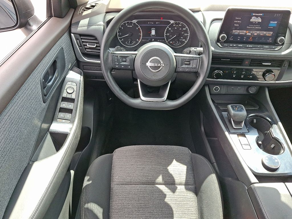 2022 Nissan Rogue — photo 12