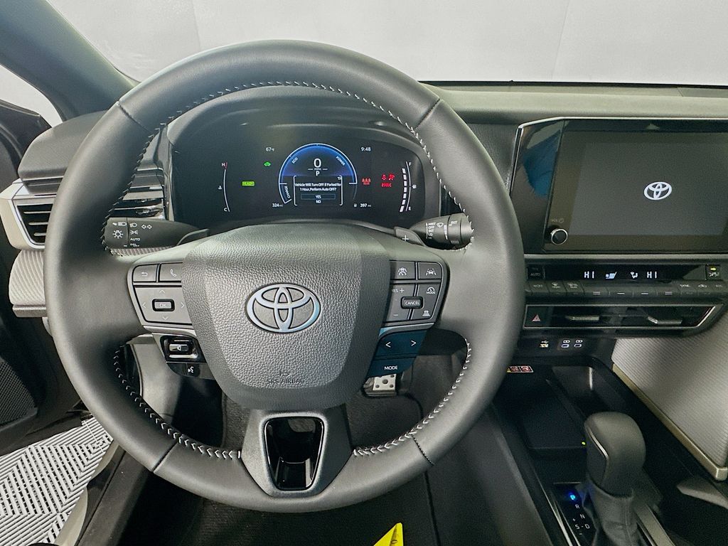 Thumbnail: 2025 Toyota Camry - 11