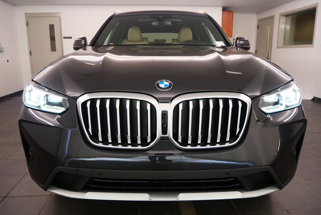 2024 BMW X3 sDrive30i 8