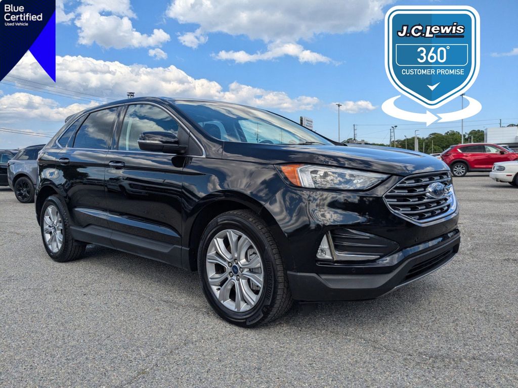 2022 Ford Edge Titanium