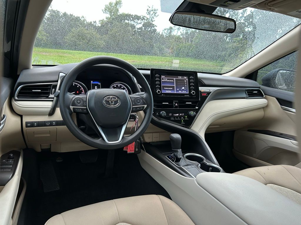 Thumbnail: 2023 Toyota Camry - 12