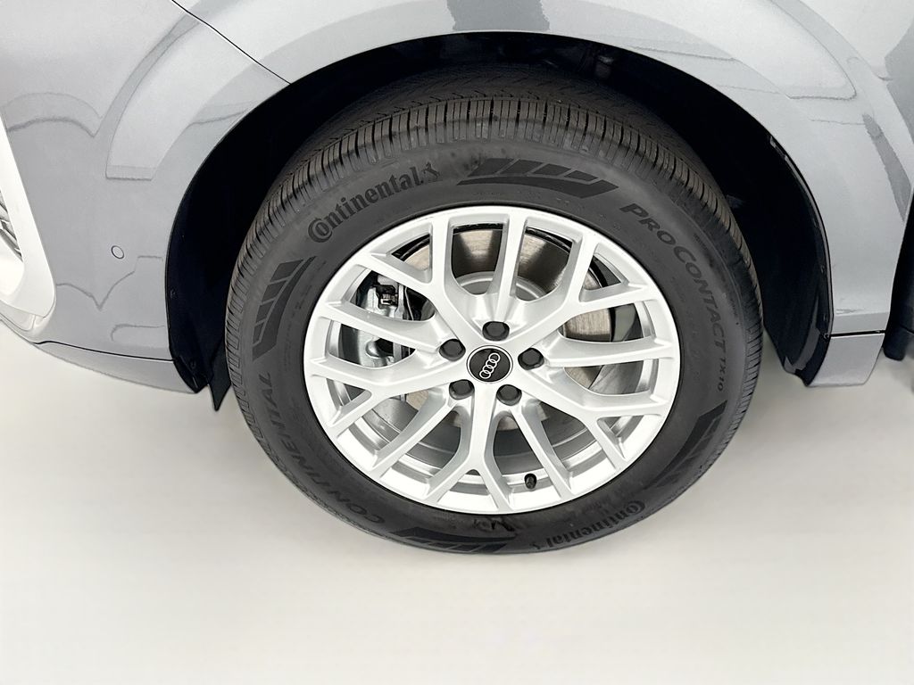 Thumbnail: 2026 Audi Q3 - 29