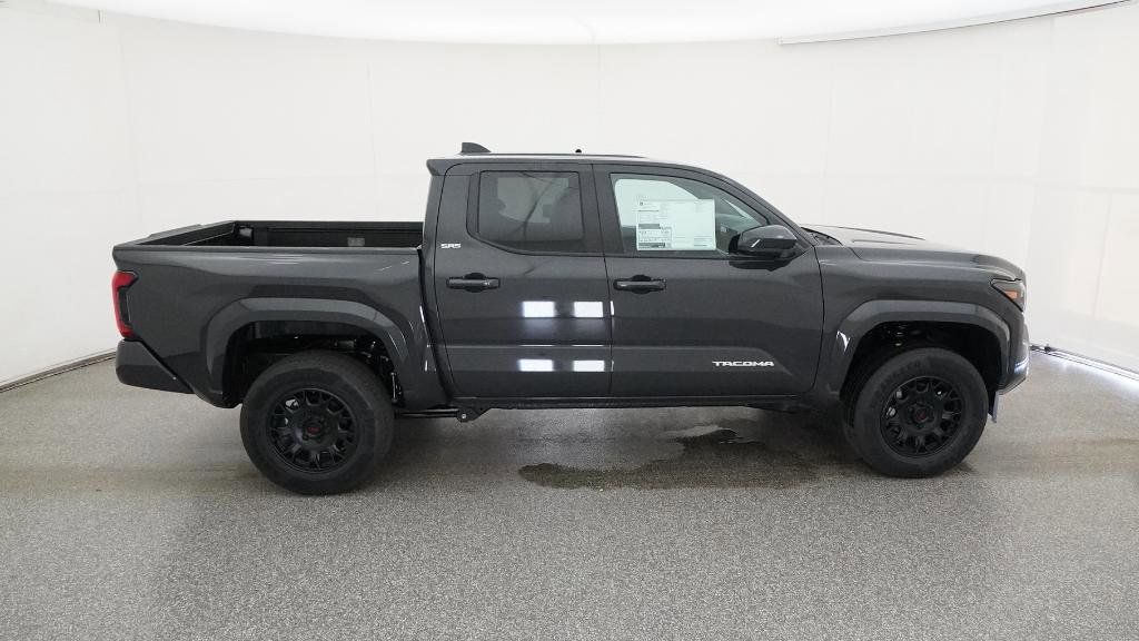 Thumbnail: 2025 Toyota Tacoma - 19