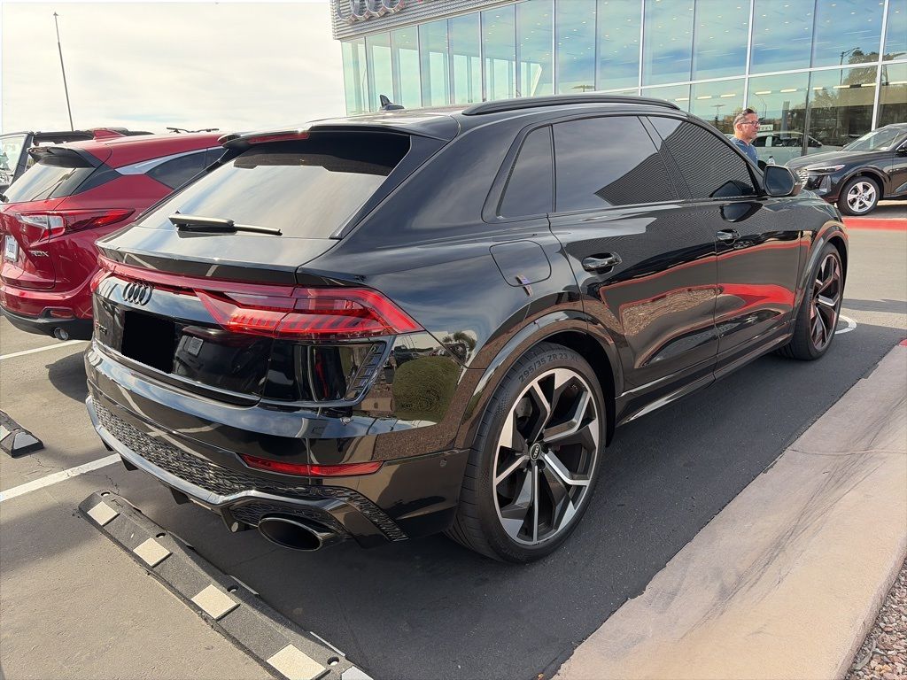 Thumbnail: 2021 Audi RS Q8 - 5