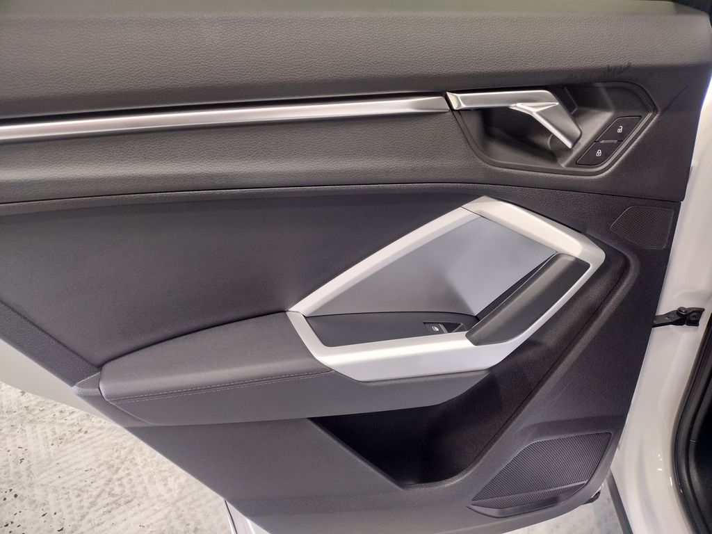 2023 Audi Q3 Premium