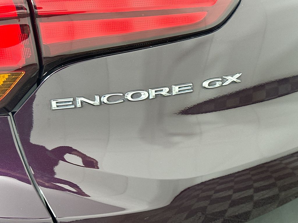 Used 2020 Black Buick Select image 28