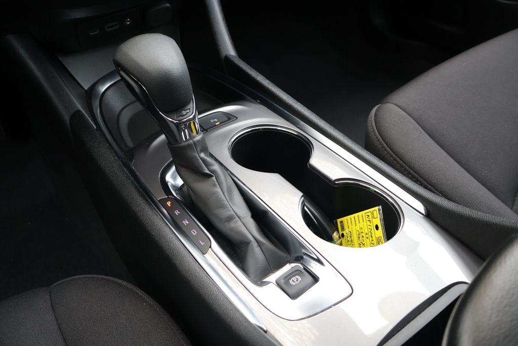 Thumbnail: 2024 Chevrolet Malibu - 22