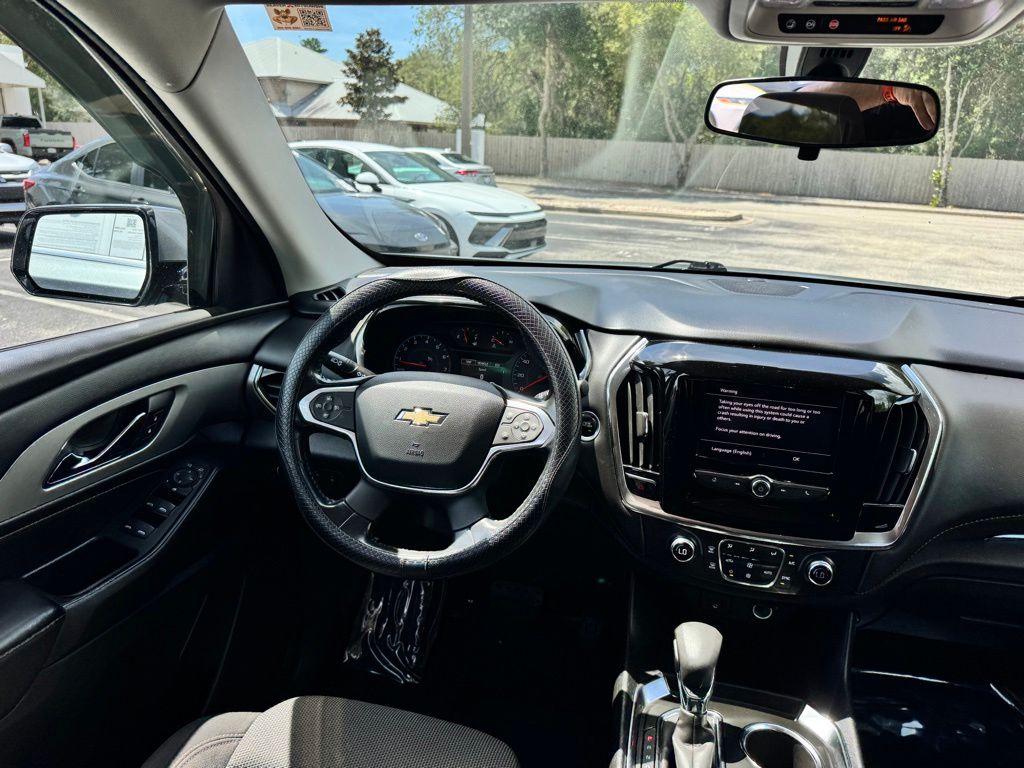 Used 2021 Chevrolet Traverse SUV