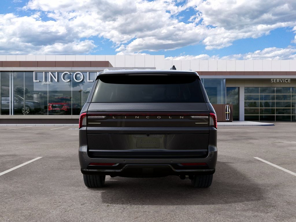 Thumbnail: 2027 Lincoln Navigator L - 7