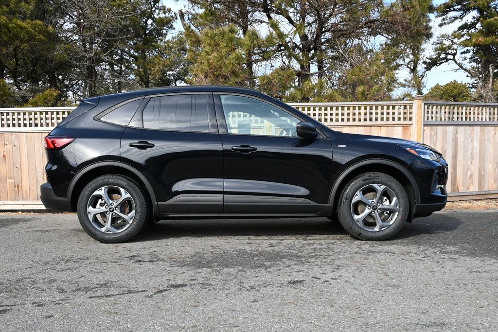 Thumbnail: 2025 Ford Escape - 6