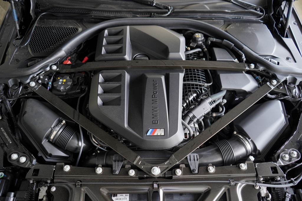 Thumbnail: 2025 BMW M2 - 26