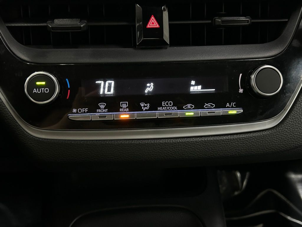 2023 Toyota Corolla LE photo 21