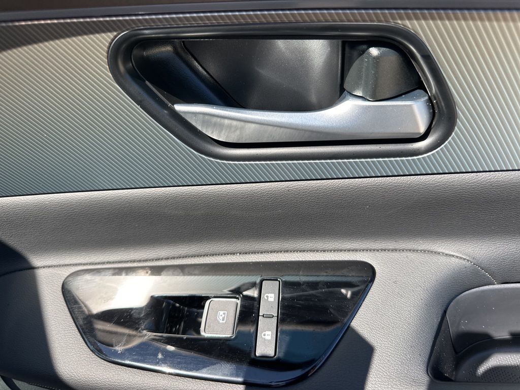 2025 Champagne Silver Metallic Nissan Murano Platinum AWD SUV