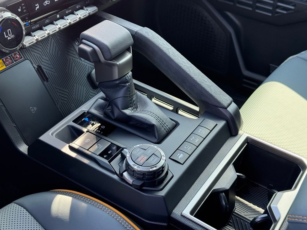 2025 Toyota Tacoma Trailhunter Double Cab photo 14