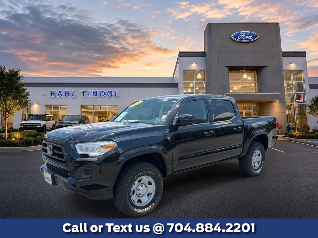 Midnight Black Metallic 2022 Toyota Tacoma Pickup Truck Four-Wheel Drive 6-Speed Automatic