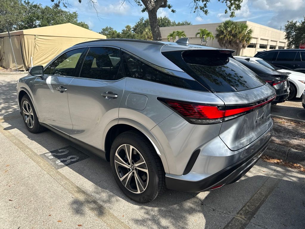 Used 2025 Silver Lexus 350 Premium image 5