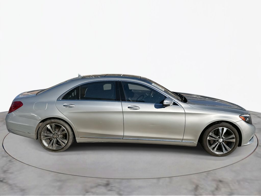 Thumbnail: 2016 Mercedes-Benz S-Class - 6
