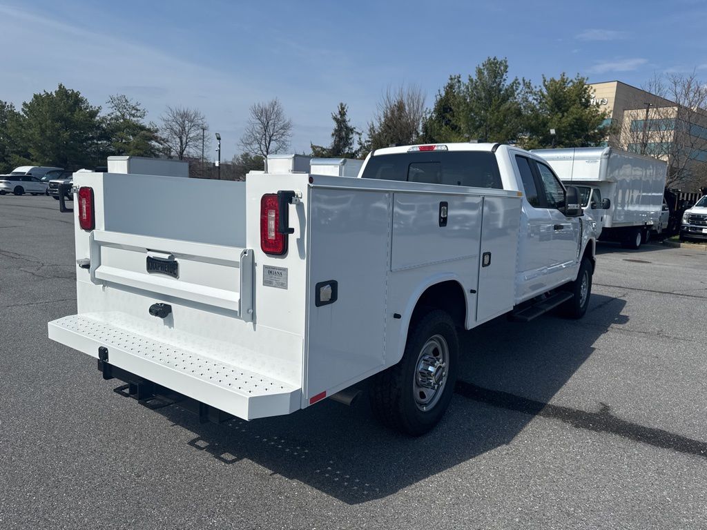 2026 Ford F-350 Chassis XL