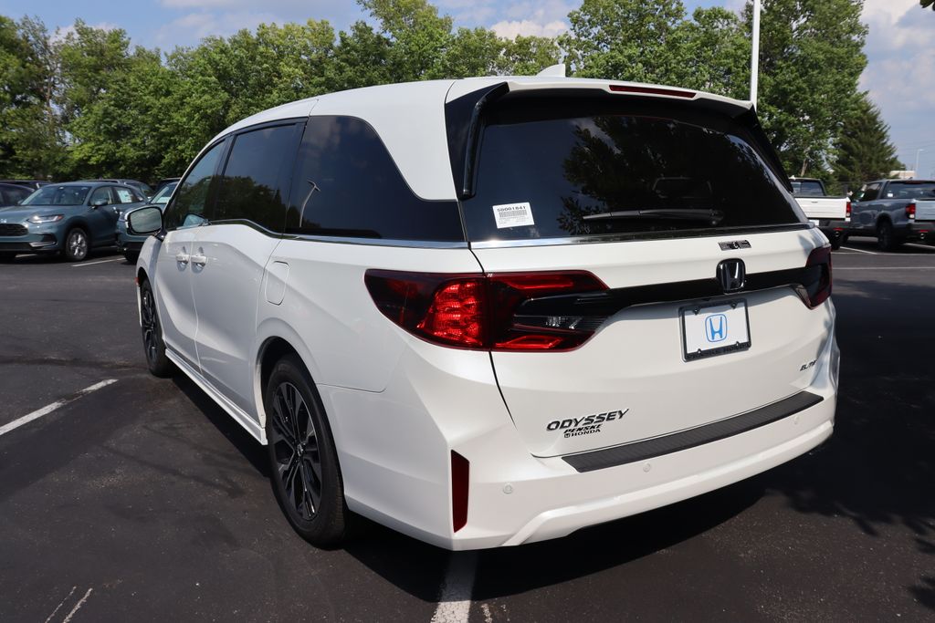 Thumbnail: 2026 Honda Odyssey - 3