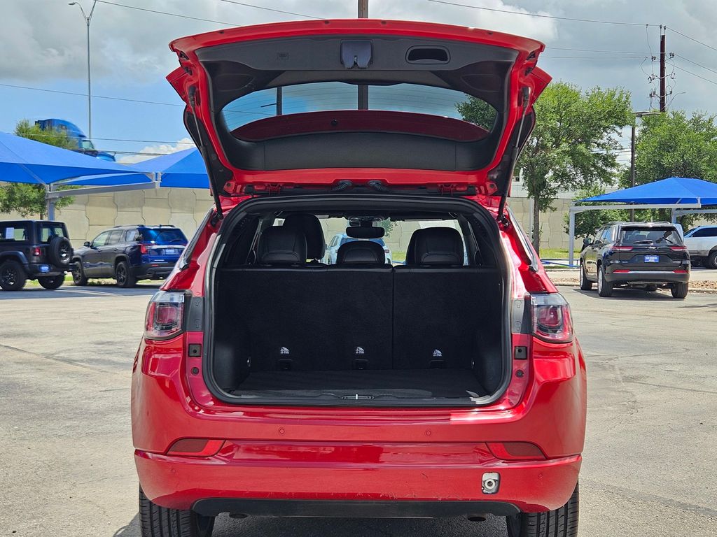 Used Car 2023 Jeep Compass  (red) Edition For Sale Under $25,000 In San Marcos, Texas