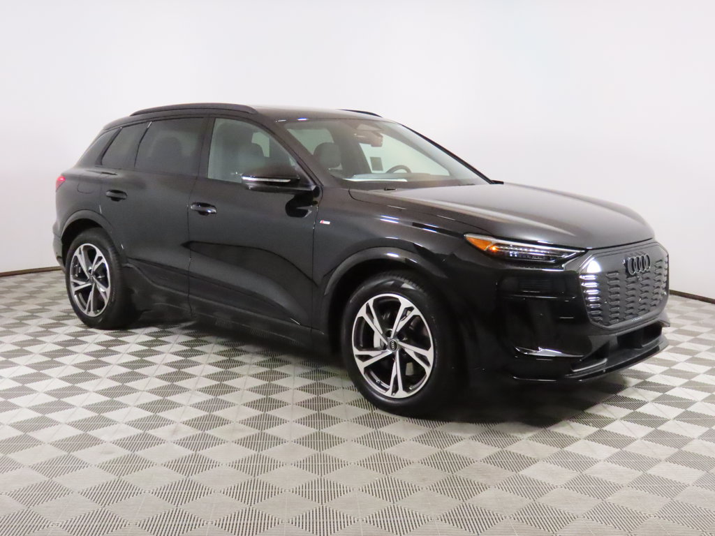 Thumbnail: 2027 Audi Q6 e-tron - 7