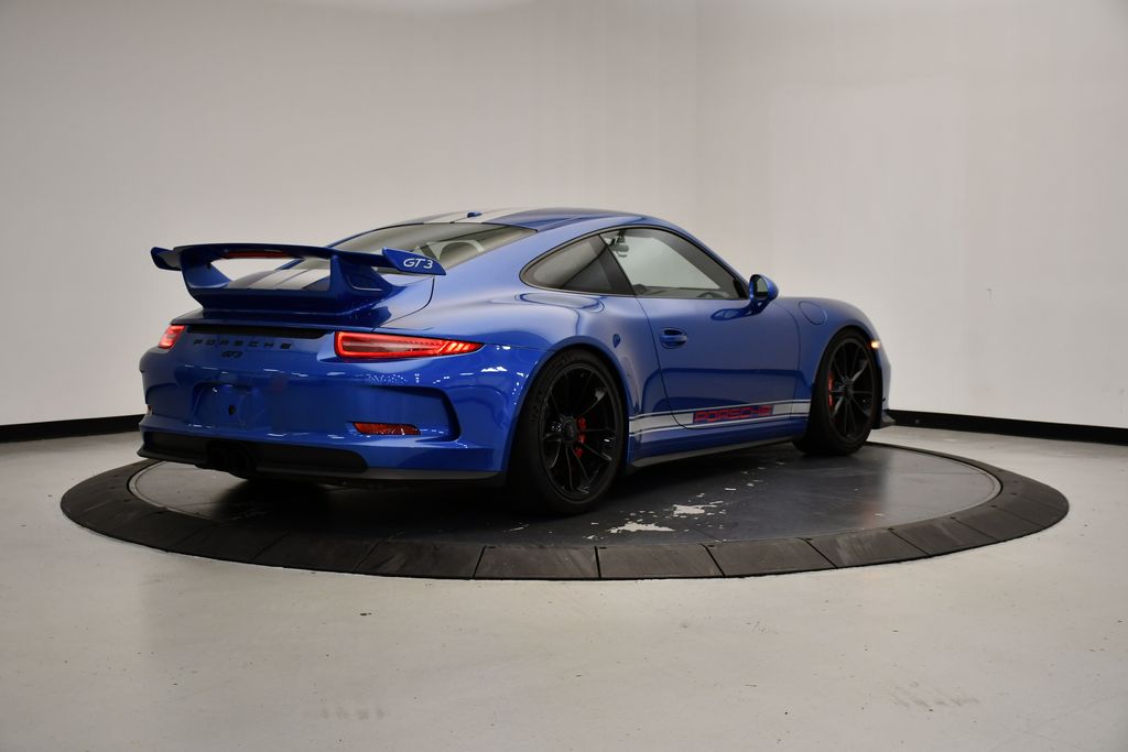 Thumbnail: 2015 Porsche 911 - 7