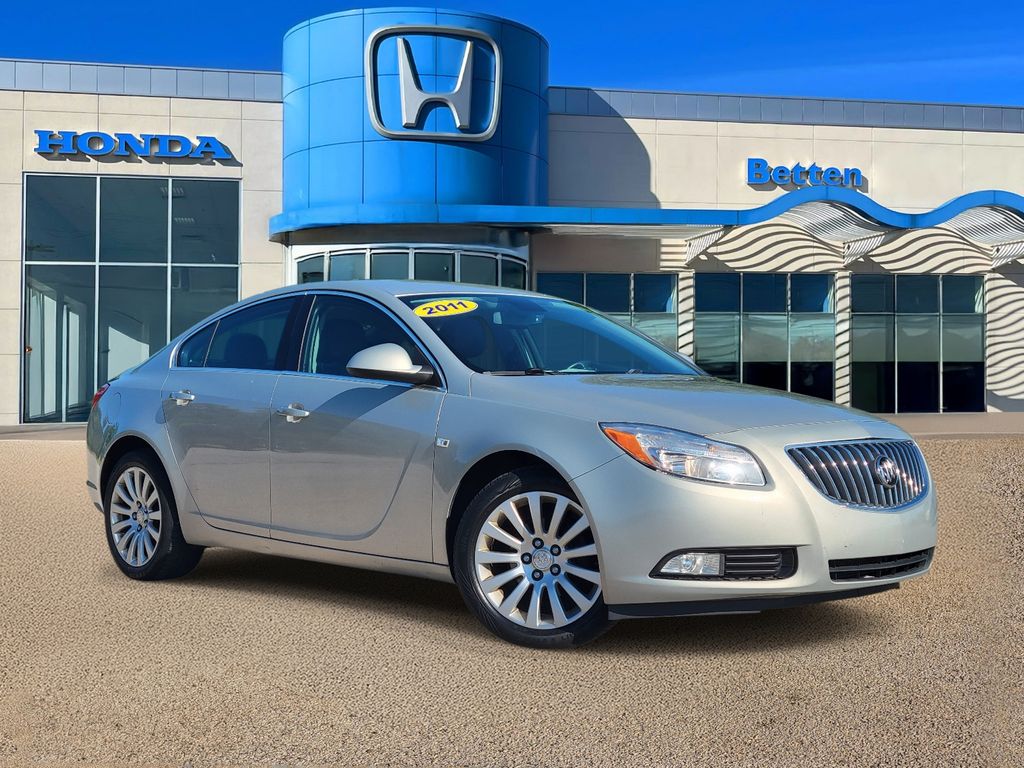 2011 Buick Regal CXL Sedan FWD