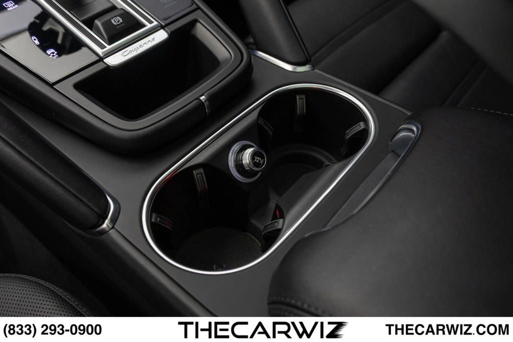 2023 Porsche Cayenne Coup Turbo - Photo 59