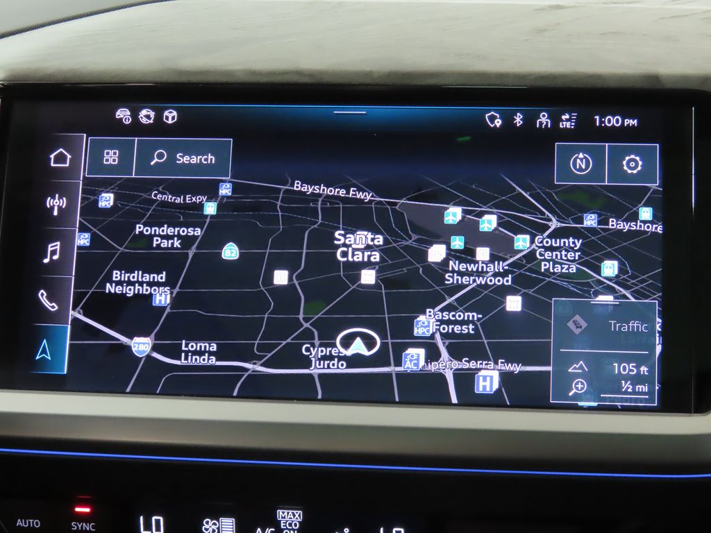 Thumbnail: 2023 Audi Q4 e-tron - 17