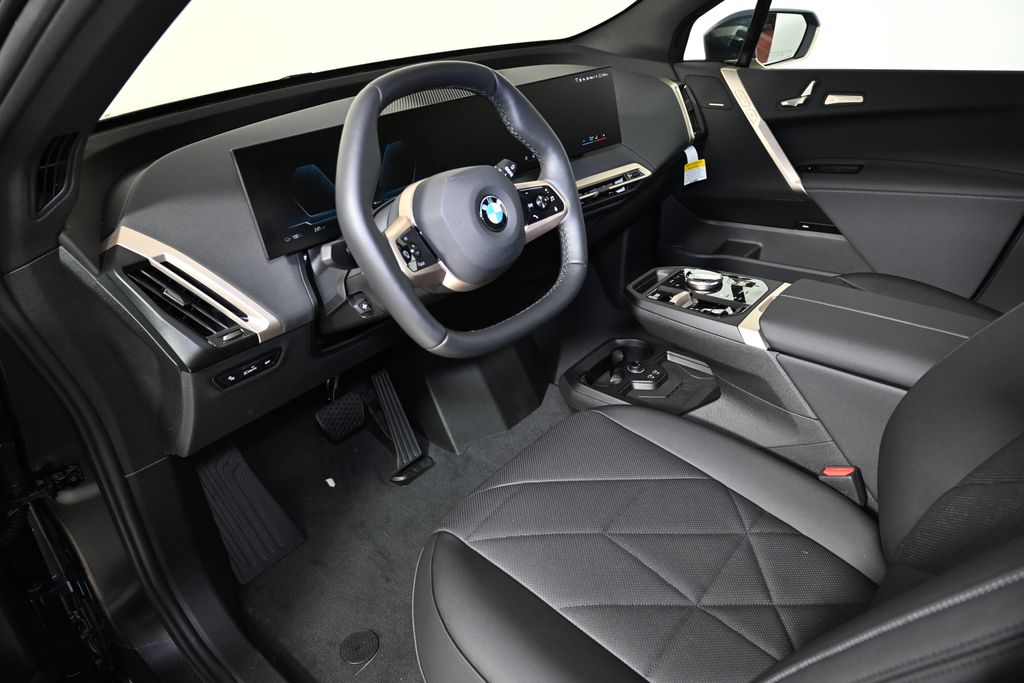 Thumbnail: 2026 BMW iX - 15