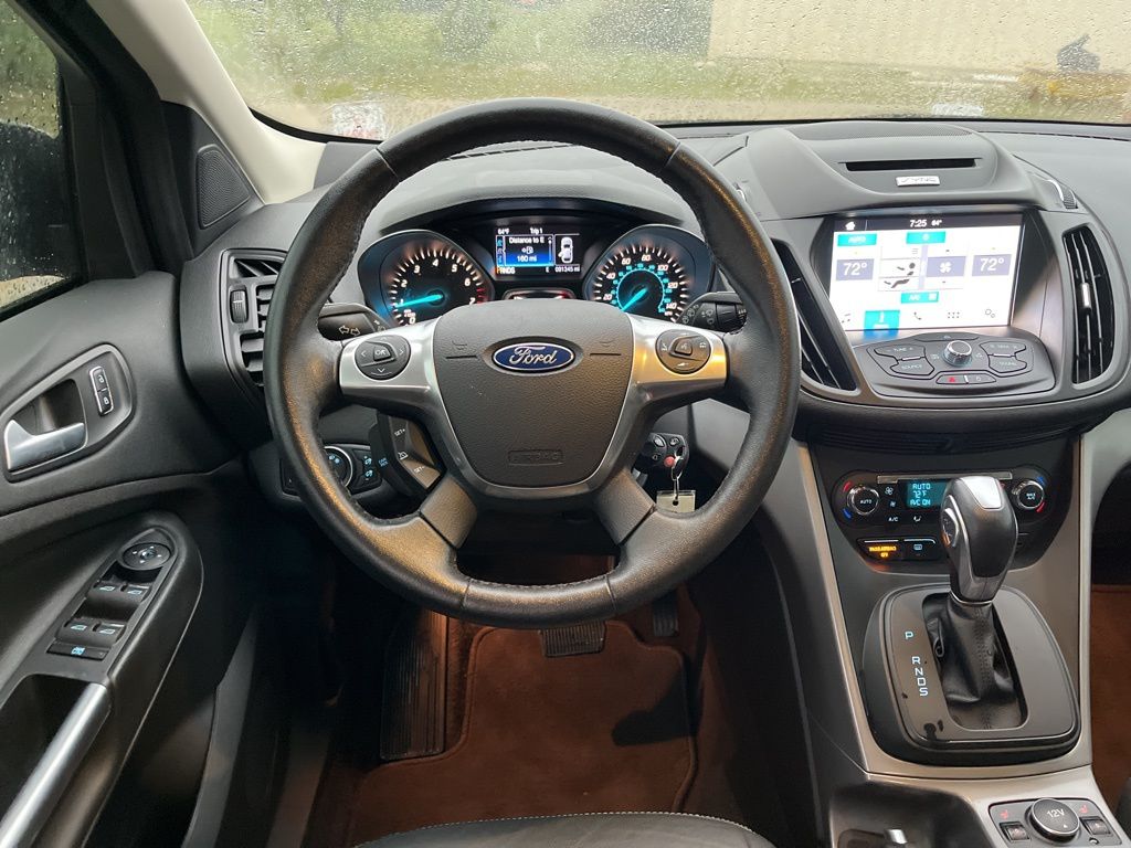 2016 Ford Escape SE 17