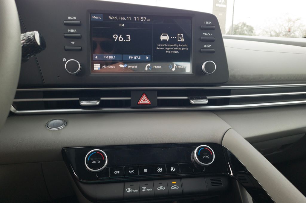 New 2026 White Hyundai Blue image 21
