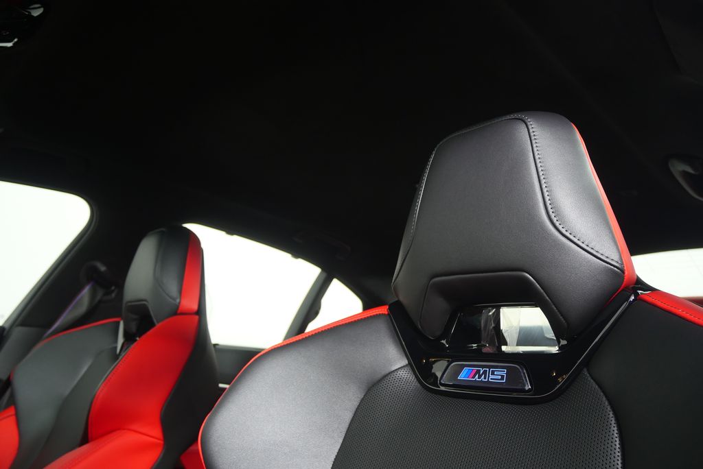 Thumbnail: 2026 BMW M5 - 14