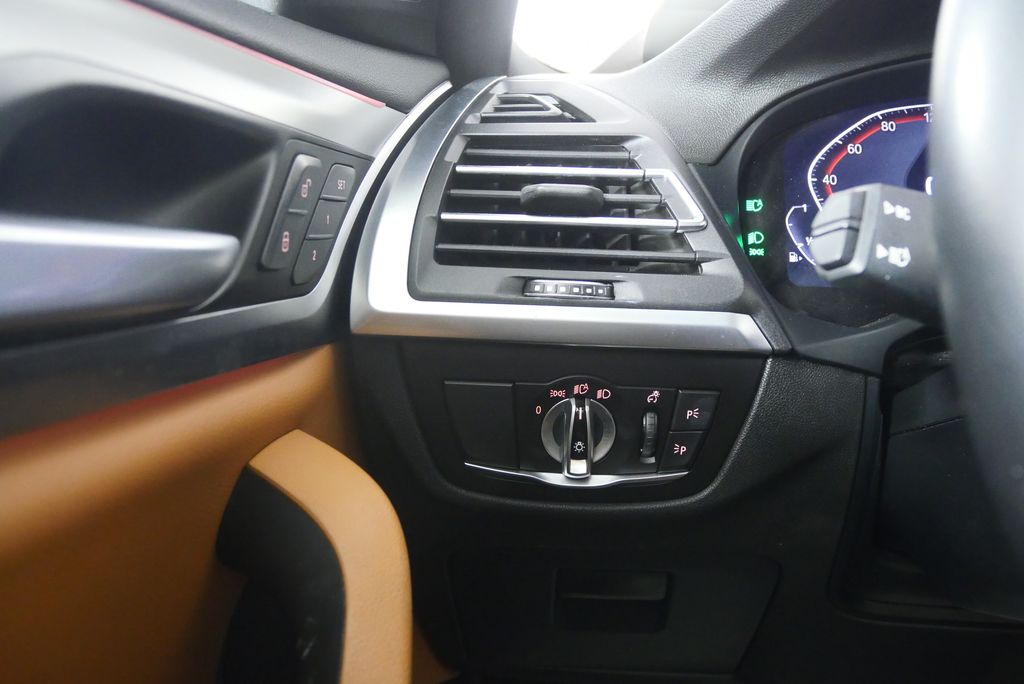 Thumbnail: 2023 BMW X3 - 21