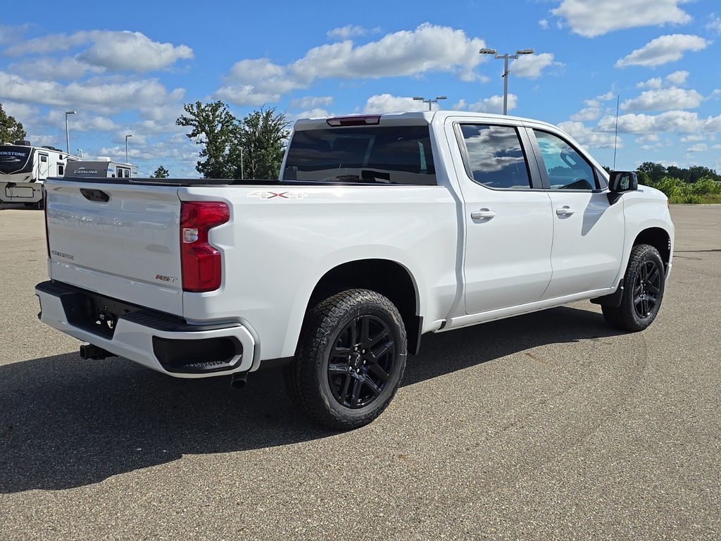 2024 Chevrolet Silverado 1500 RST 4