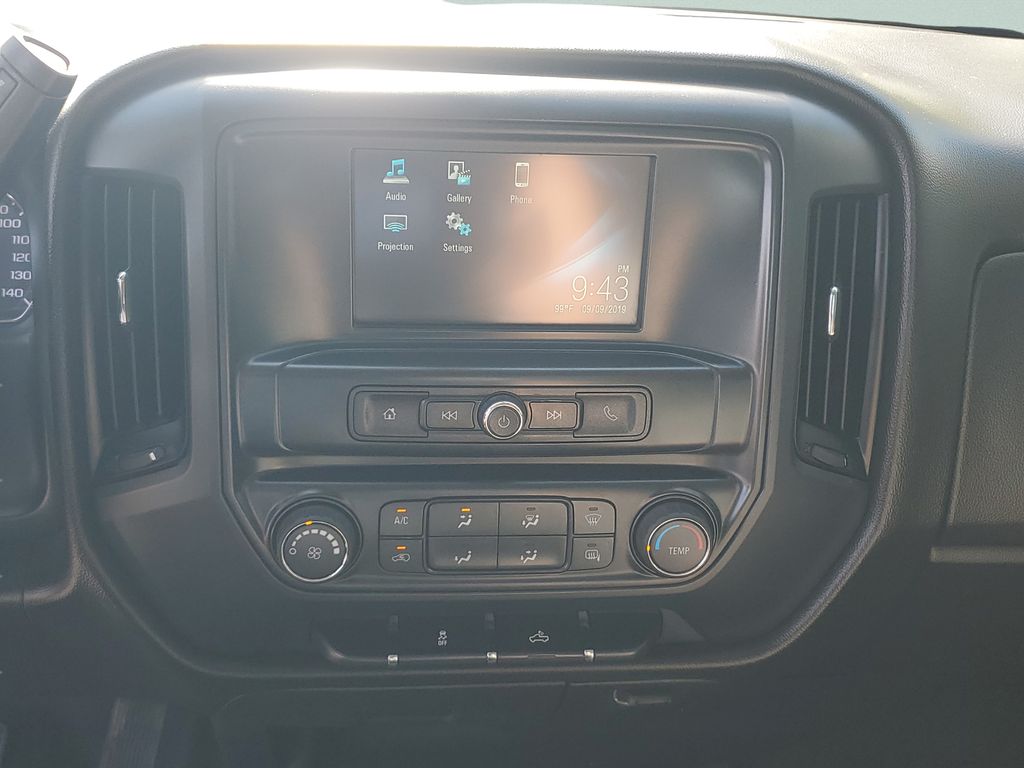 Used 2018 White Chevrolet WT image 14