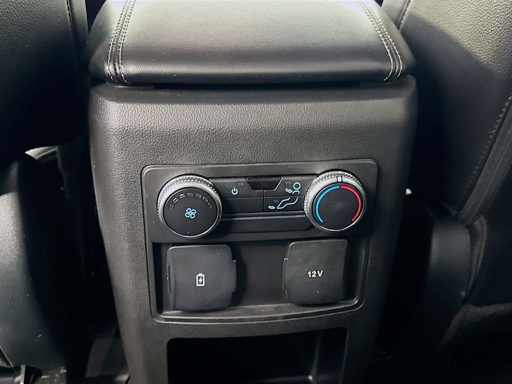 Used Car 2021 Ford Explorer  Xlt For Sale Under $25,000 In Austin, Texas