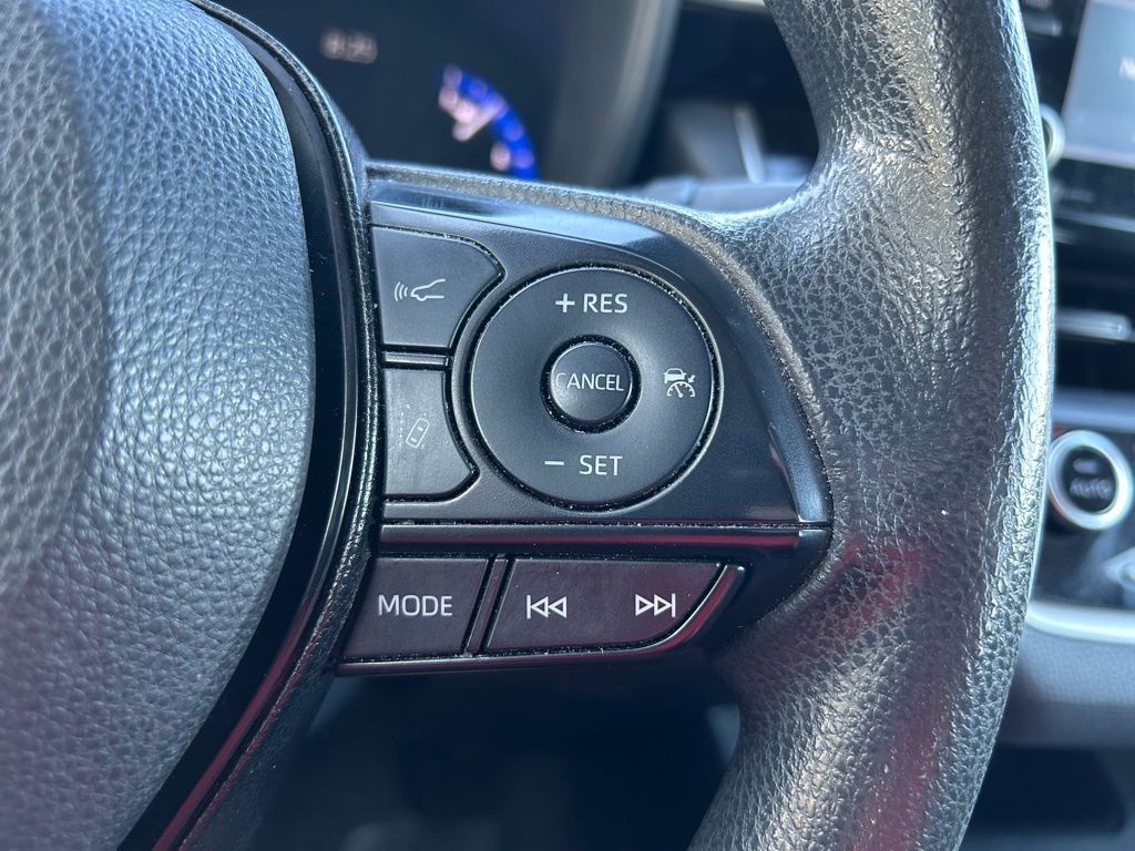 Thumbnail: 2022 Toyota Corolla - 18