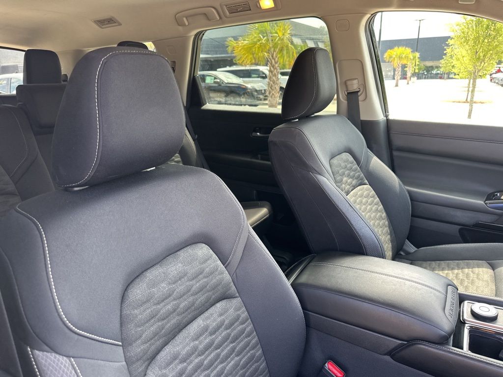 2022 Super Black Nissan Pathfinder SV 4X4 SUV