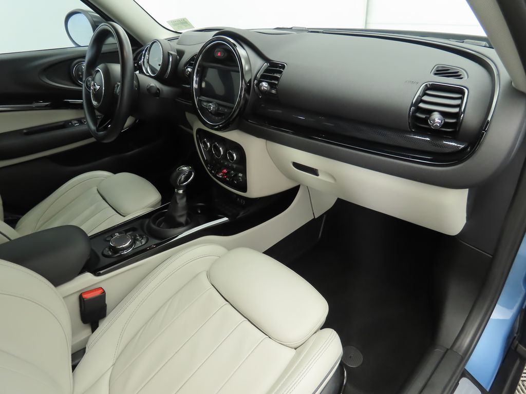 Thumbnail: 2018 MINI Cooper Clubman - 17