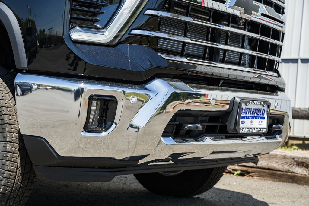 ChevroletSilverado 3500HD14